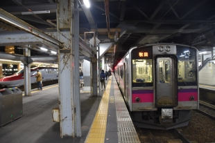 秋田行き701系電車（秋田駅）