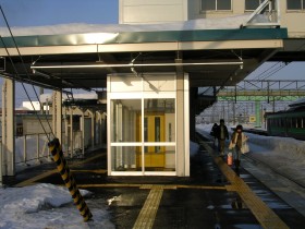 江別駅ホーム３・４番線