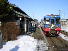 高島駅