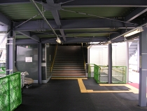 野幌駅・仮下り線ホーム(2009.2.15)