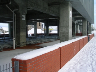 野幌駅東側・駐輪場(2013.1.14)