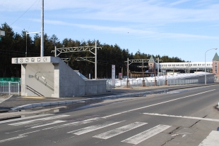 鉄東線側出入口(2013.3.31)